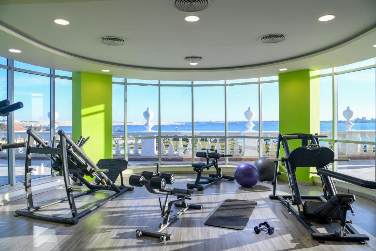 Tolip El Forsan Hotel Ismailía Exterior foto The gym at the hotel