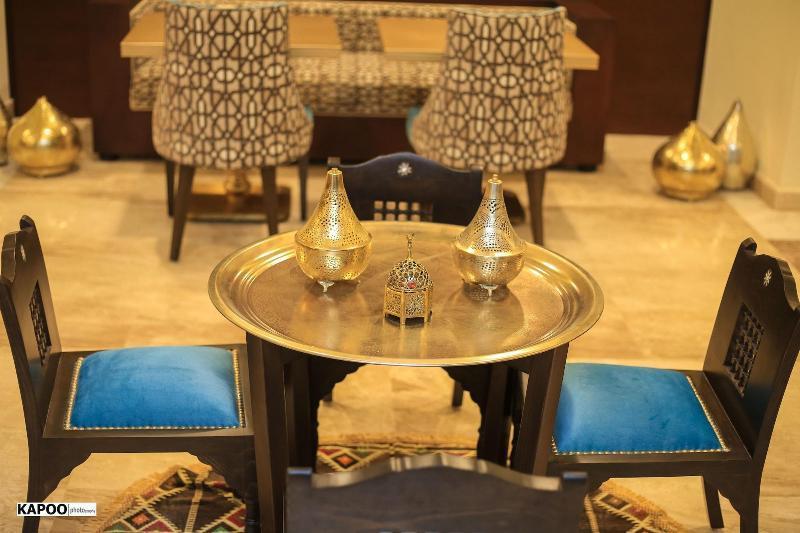 Tolip El Forsan Hotel Ismailía Exterior foto A traditional Moroccan table